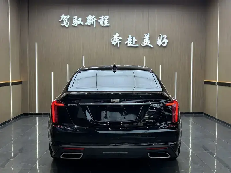 2024 Cadillac CT5 с пробегом 26 700 км