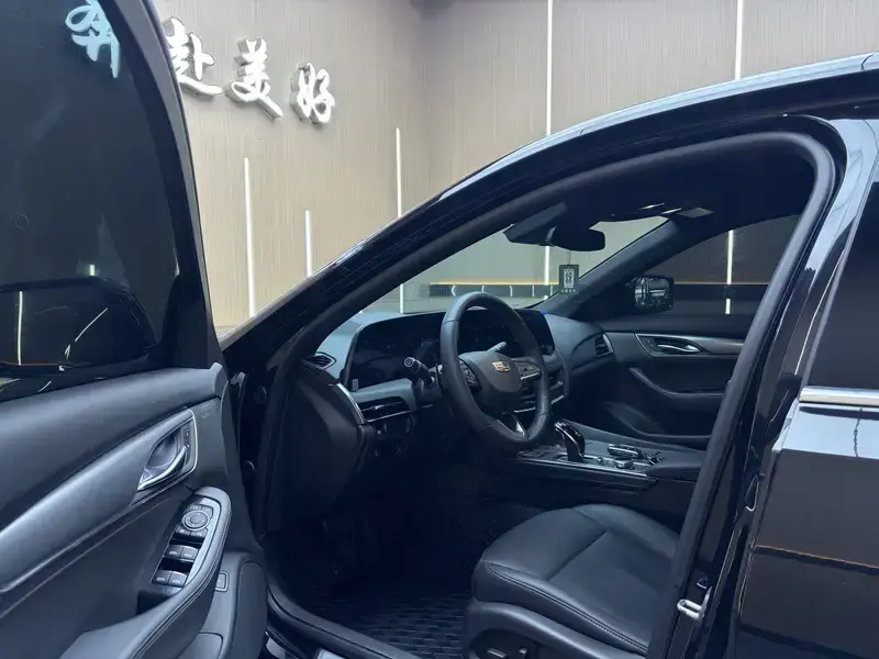 2024 Cadillac CT5 с пробегом 26 700 км