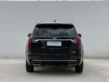 2021 Cadillac XT6 с пробегом 96 000 км