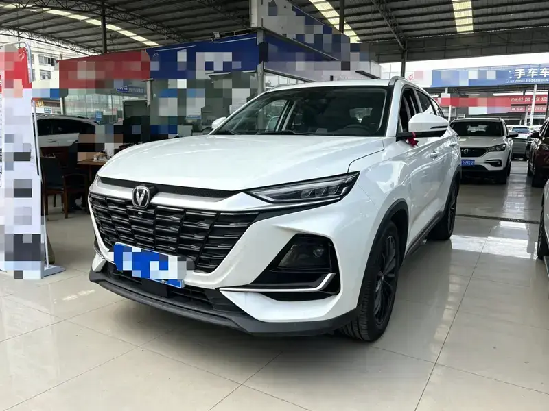 2025 Changan CS75 с пробегом 4 000 км