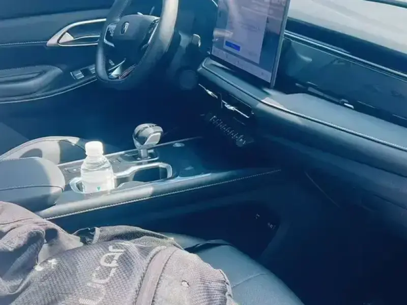 2025 Changan CS75 с пробегом 4 000 км