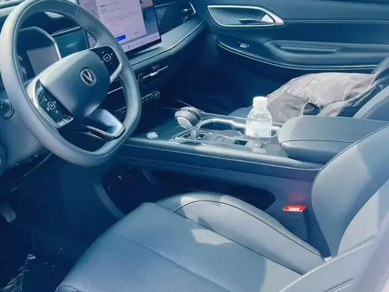 2025 Changan CS75 с пробегом 4 000 км