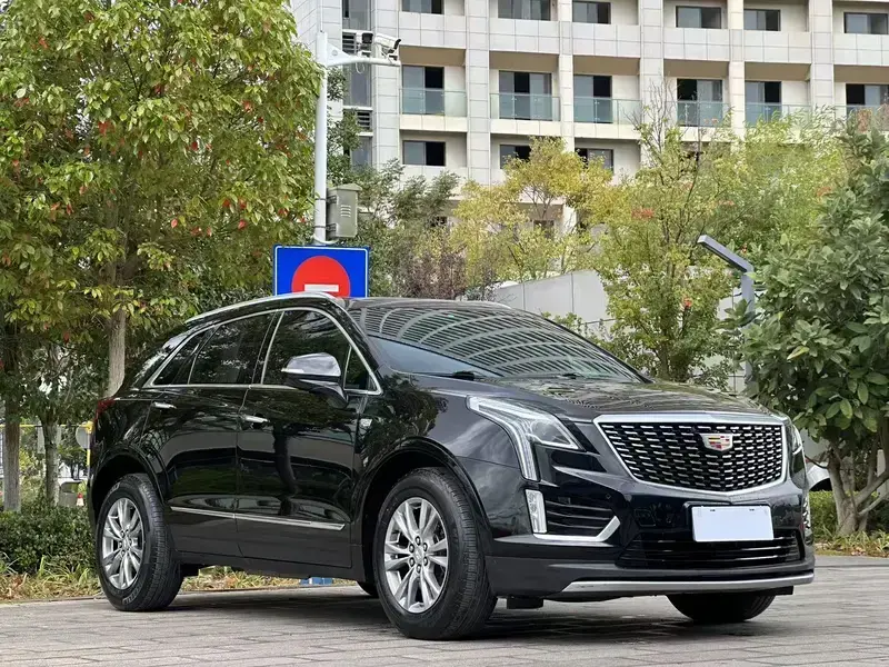 2021 Cadillac XT5 с пробегом 67 000 км
