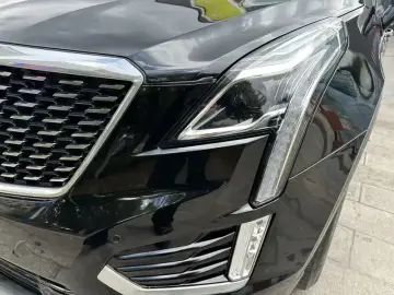 2021 Cadillac XT5 с пробегом 67 000 км
