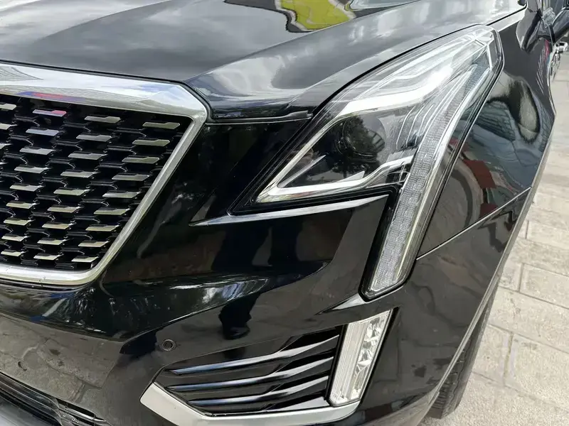 2021 Cadillac XT5 с пробегом 67 000 км
