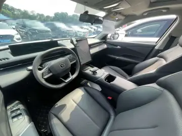 2024 Changan Eado с пробегом 12 000 км