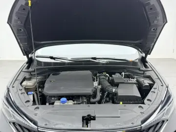 2025 Changan Eado с пробегом 10 000 км