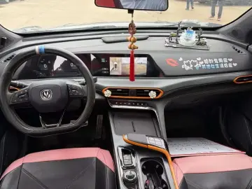 2022 Changan UNI-T с пробегом 32 500 км