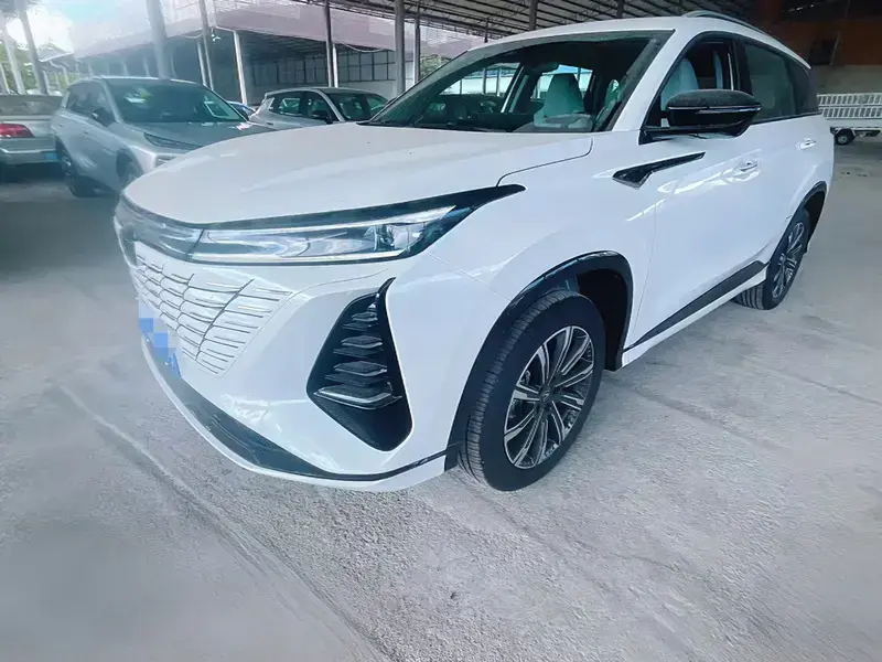 2026 Changan CS75 Plus с пробегом 8 000 км