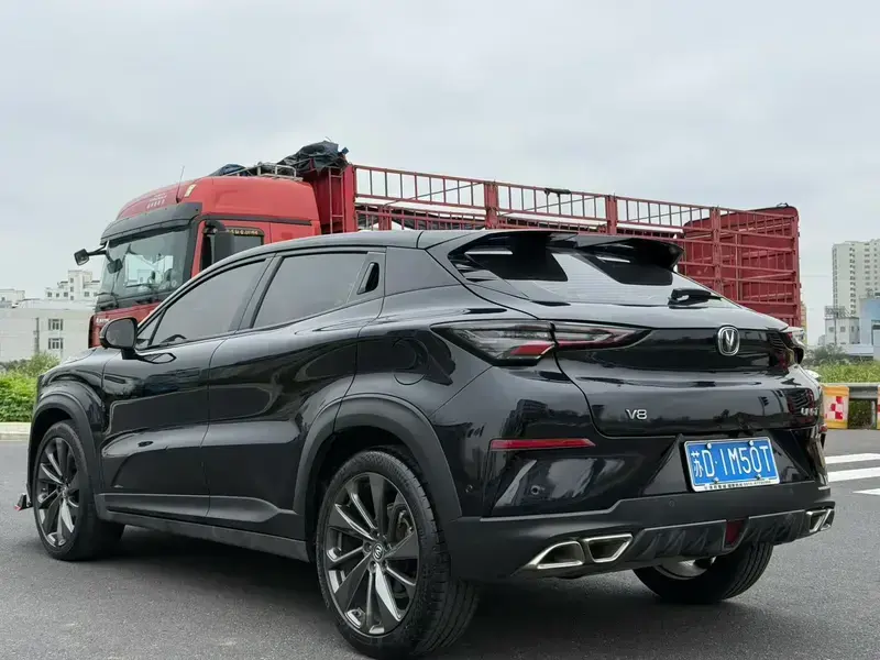 2020 Changan UNI-T с пробегом 30 000 км