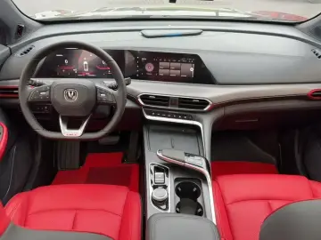2020 Changan UNI-T с пробегом 30 000 км