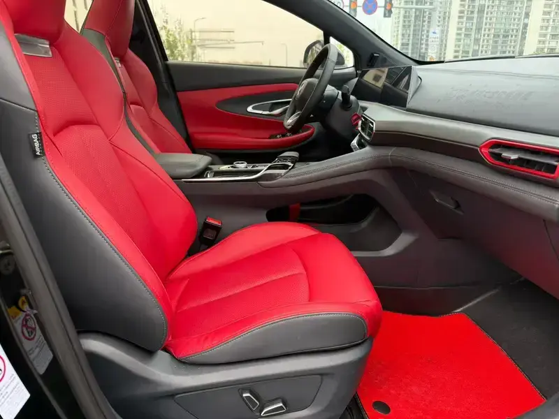 2020 Changan UNI-T с пробегом 30 000 км