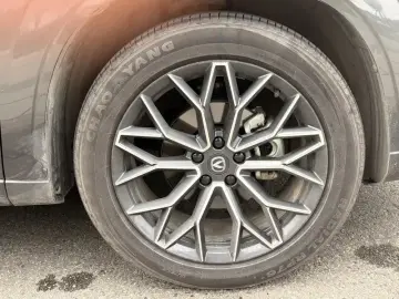 2025 Changan UNI-Z с пробегом 11 000 км