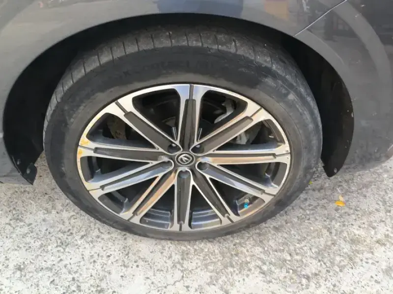 2021 Changan UNI-K с пробегом 59 000 км