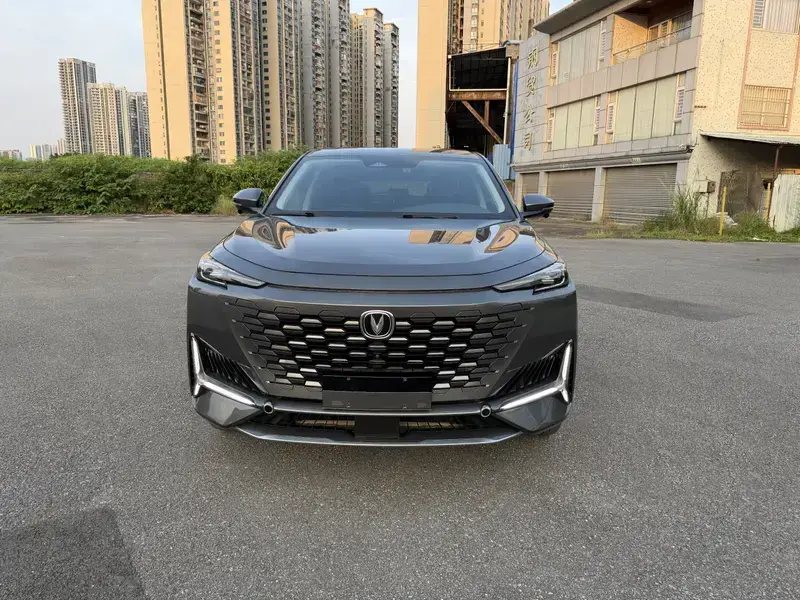 2021 Changan UNI-K с пробегом 24 000 км