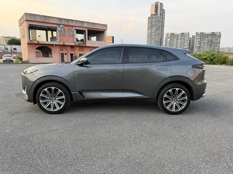 2021 Changan UNI-K с пробегом 24 000 км