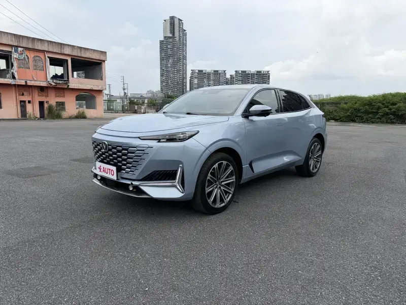 2021 Changan UNI-K с пробегом 34 000 км