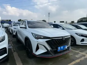2025 Changan X5 Plus с пробегом 10 000 км
