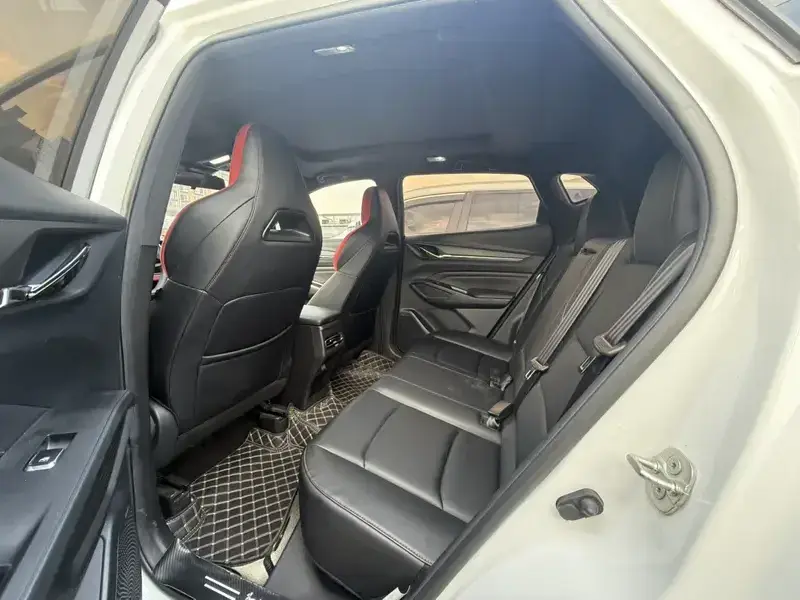 2025 Changan X5 Plus с пробегом 10 000 км
