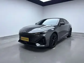 2023 Changan UNI-V с пробегом 45 900 км