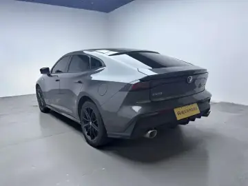 2023 Changan UNI-V с пробегом 45 900 км