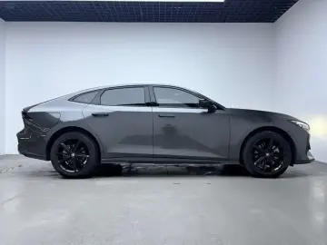 2023 Changan UNI-V с пробегом 45 900 км