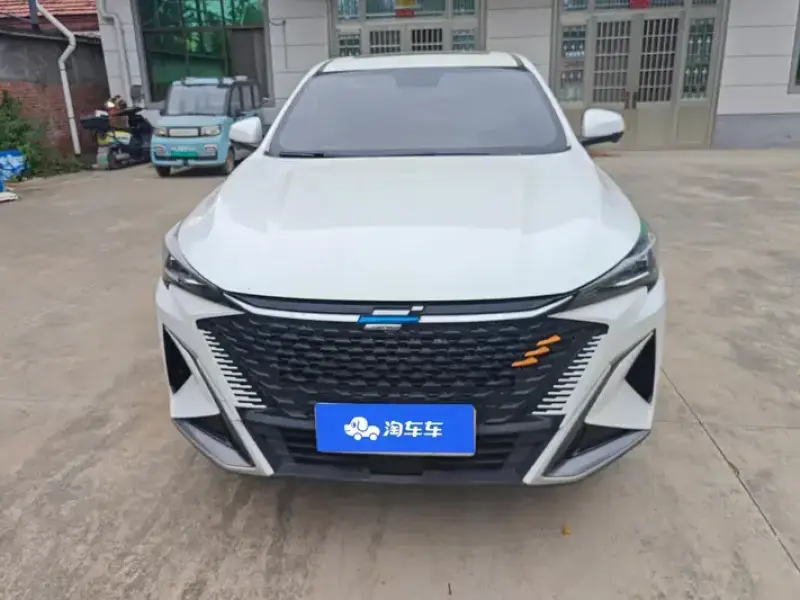 2023 Oshan X5 Plus с пробегом 14 000 км