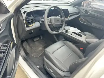 2023 Oshan X5 Plus с пробегом 11 000 км