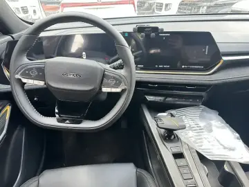 2023 Oshan X5 Plus с пробегом 11 000 км