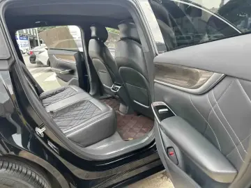 2024 Changan Qiyuan A07 с пробегом 110 000 км