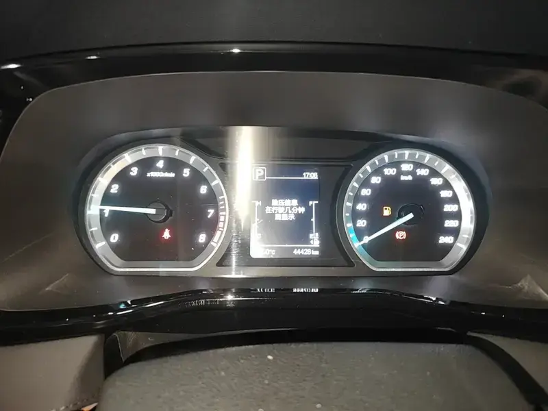 2023 Oshan X7 Plus с пробегом 44 500 км