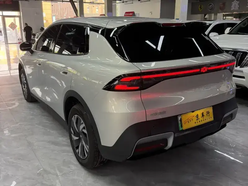 2026 Changan Qiyuan Q05 с пробегом 9 000 км