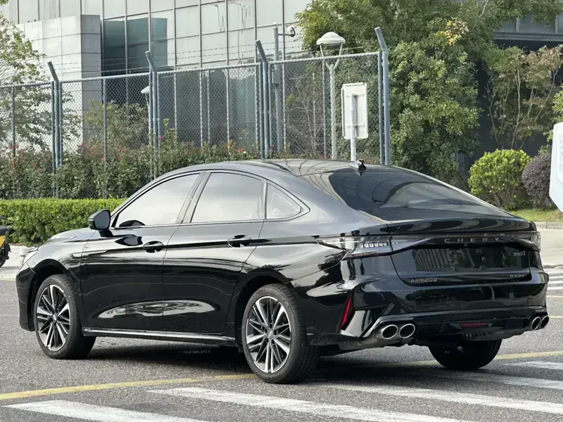 2025 Chery Arrizo 8 Pro с пробегом 11 000 км