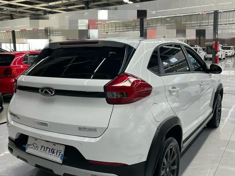 2024 Chery Tiggo 3x с пробегом 14 000 км