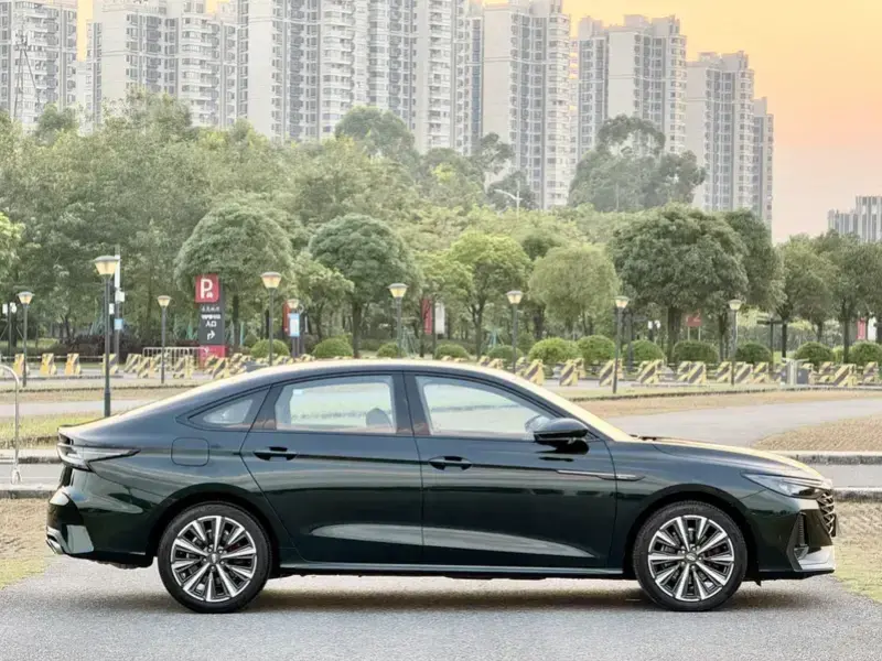 2024 Chery Arrizo 8 с пробегом 15 000 км