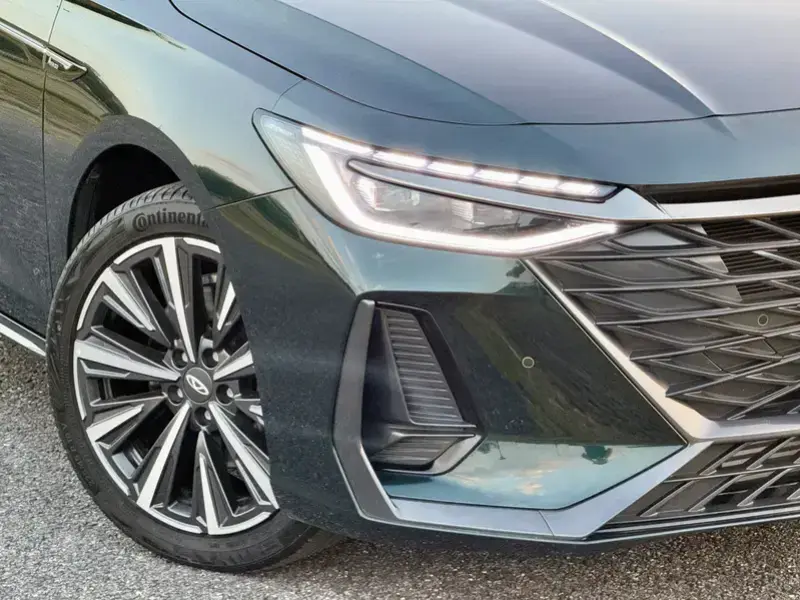 2024 Chery Arrizo 8 с пробегом 15 000 км