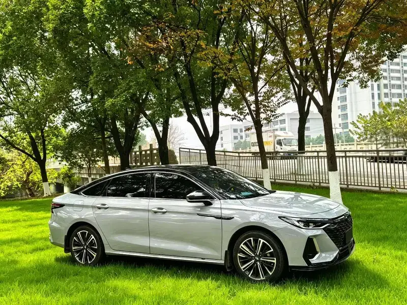 2024 Chery Arrizo 8 с пробегом 7 000 км