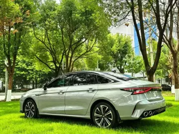 2024 Chery Arrizo 8 с пробегом 7 000 км