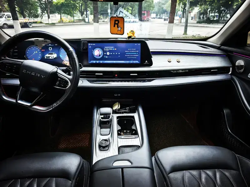 2024 Chery Arrizo 8 с пробегом 7 000 км