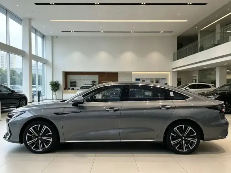 2024 Chery Arrizo 8 с пробегом 10 000 км