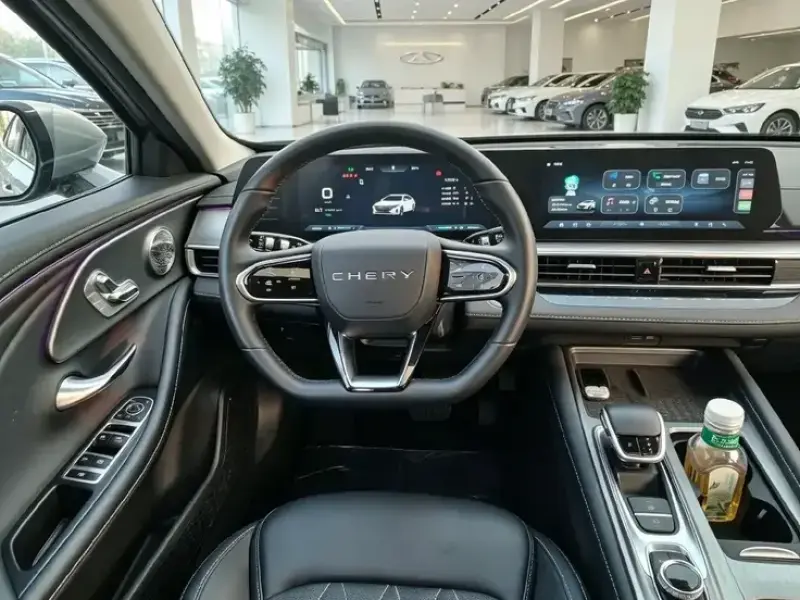 2024 Chery Arrizo 8 с пробегом 10 000 км