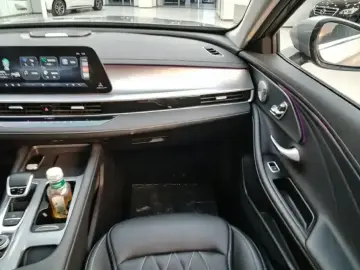 2024 Chery Arrizo 8 с пробегом 10 000 км