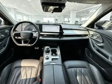 2023 Chery Arrizo 8 с пробегом 20 000 км