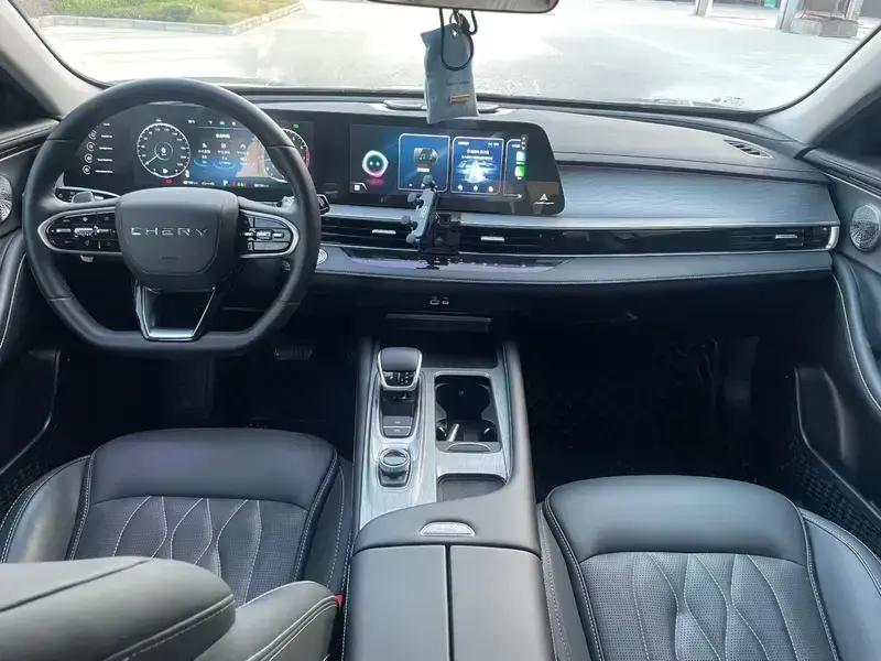2022 Chery Arrizo 8 с пробегом 30 000 км