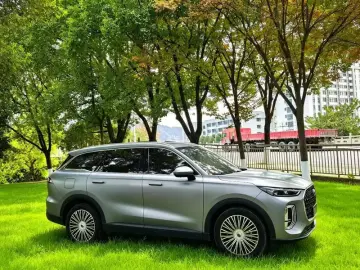 2024 Chery Tiggo 8L с пробегом 8 000 км
