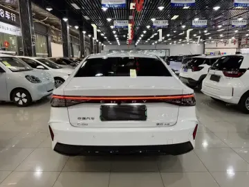 2024 Chery Fulwin A8 с пробегом 26 000 км