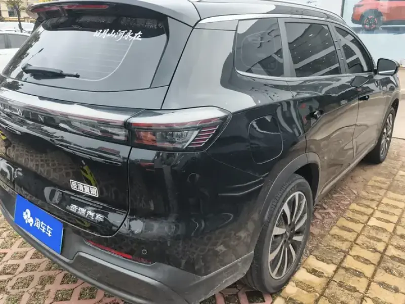 2025 Chery Fulwin T8 с пробегом 33 000 км
