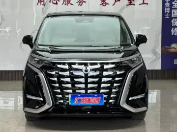 2022 Denza D9 с пробегом 55 000 км