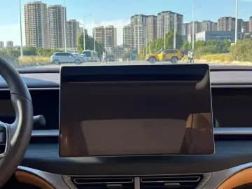 2024 Denza D9 с пробегом 57 000 км
