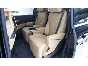 2025 Denza D9 с пробегом 22 000 км